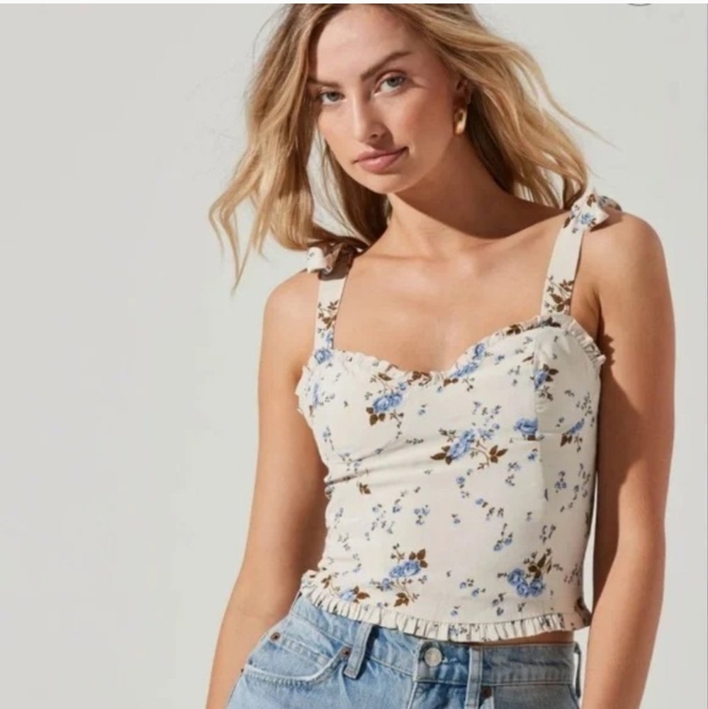 ASTR the Label Floral Tie Strap Camisole